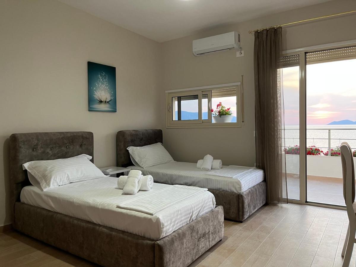 Lotus Apartments Vlore Luaran gambar
