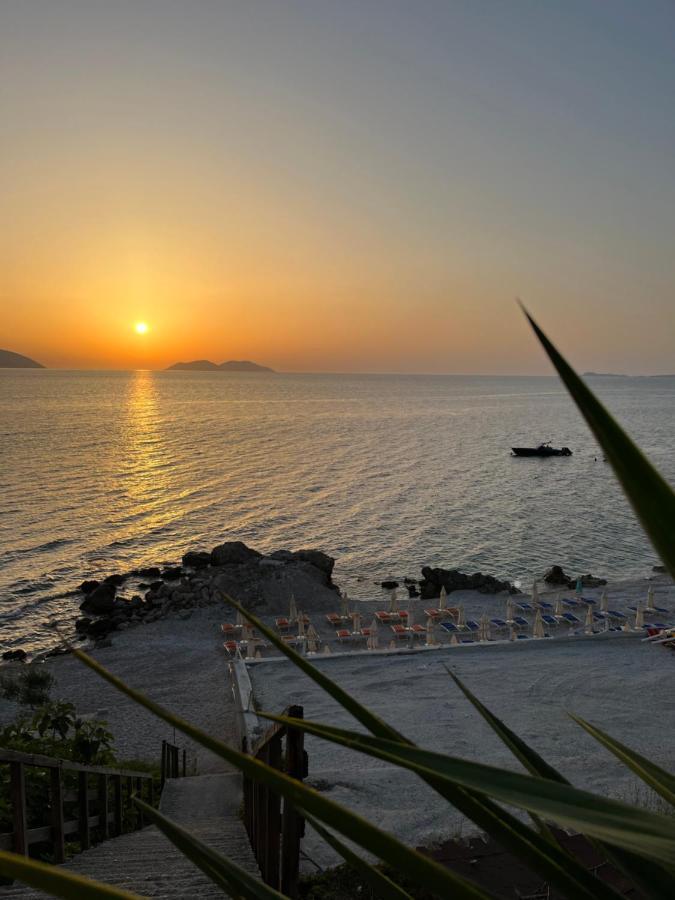 Lotus Apartments Vlore Luaran gambar