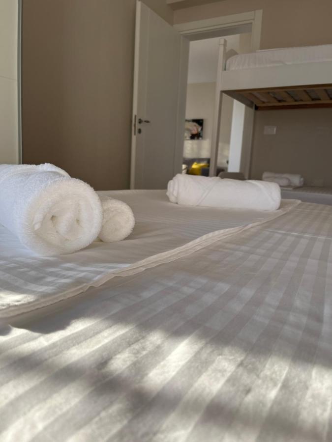 Lotus Apartments Vlore Luaran gambar