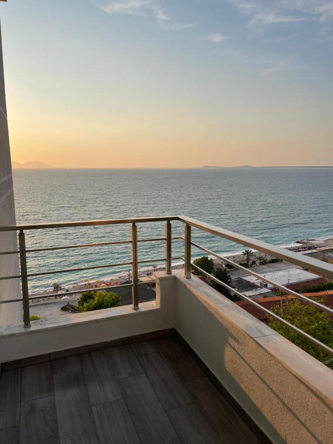 Lotus Apartments Vlore Luaran gambar