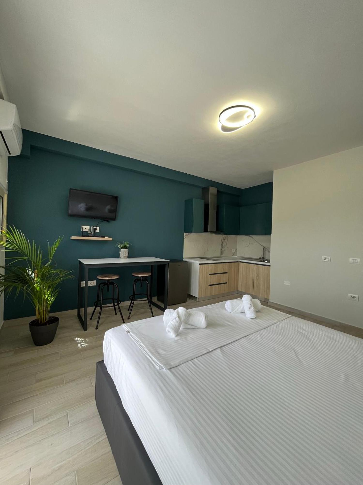 Lotus Apartments Vlore Luaran gambar